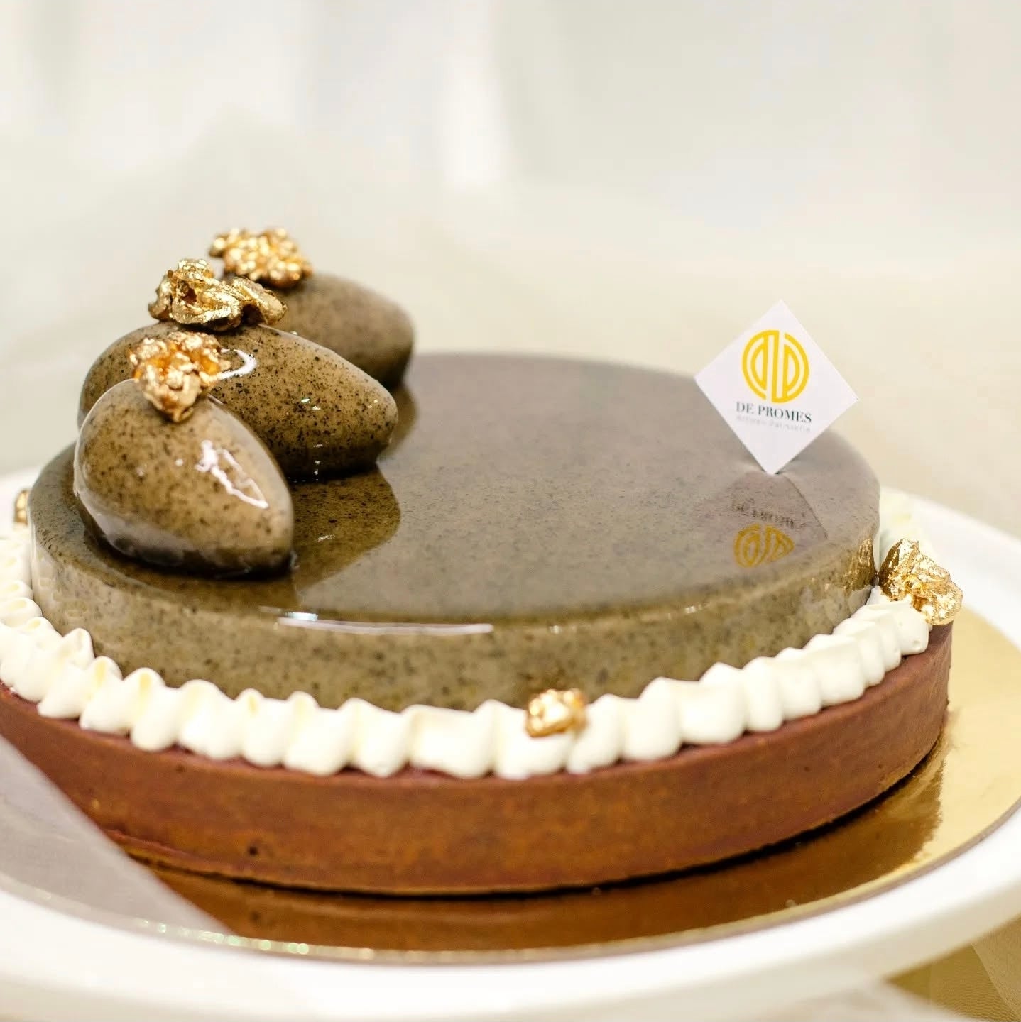 Blacksesame Citrus Tart